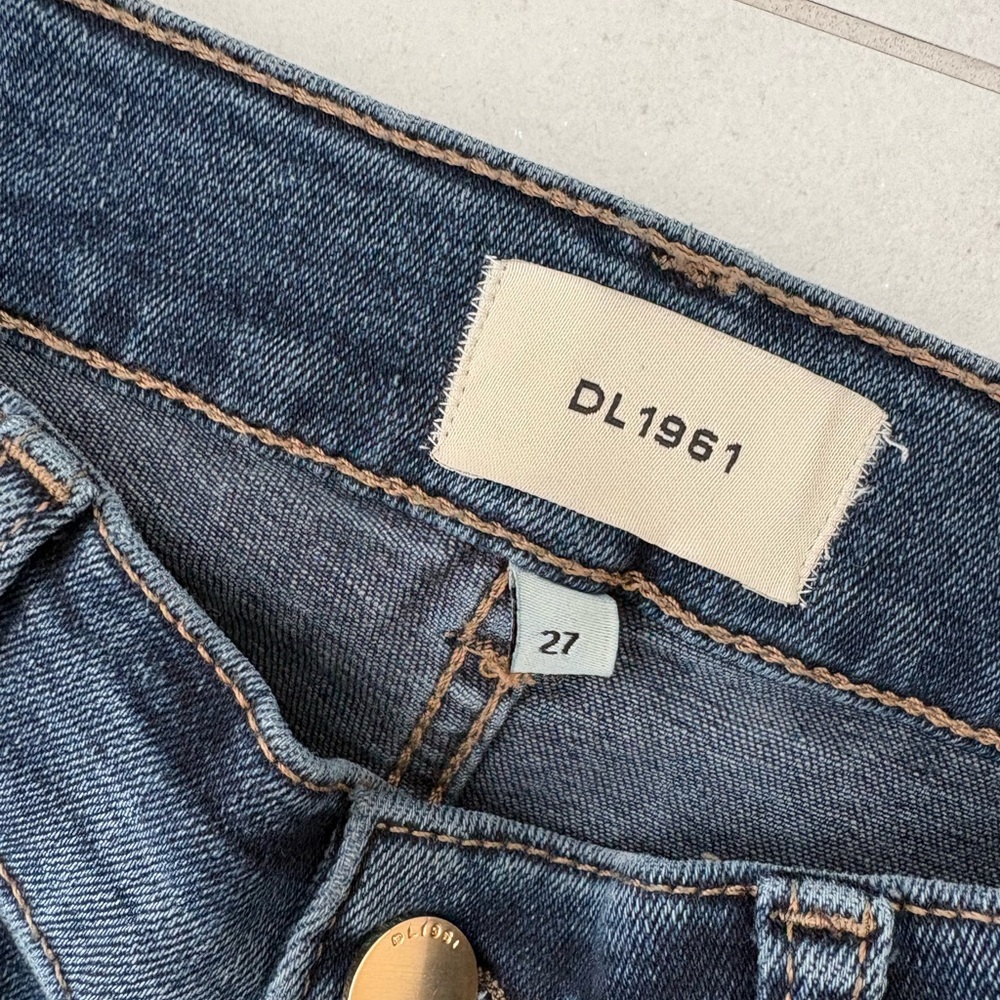 DL1961 Bridget Boot High Rise Instasculpt Jeans – Seacliff Wash 27💙 - Picture 7 of 16